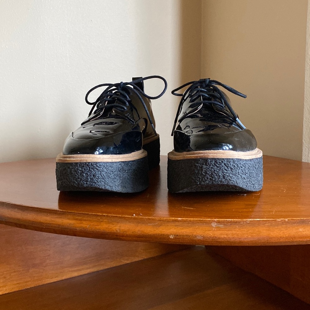 Zara, black patent leather, platform, Oxford. Size 6